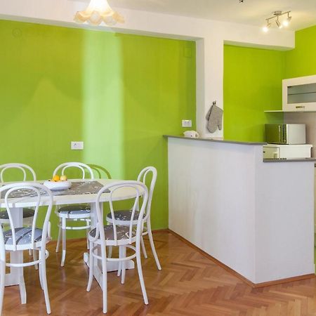 Vega Apartments 포드고라 외부 사진
